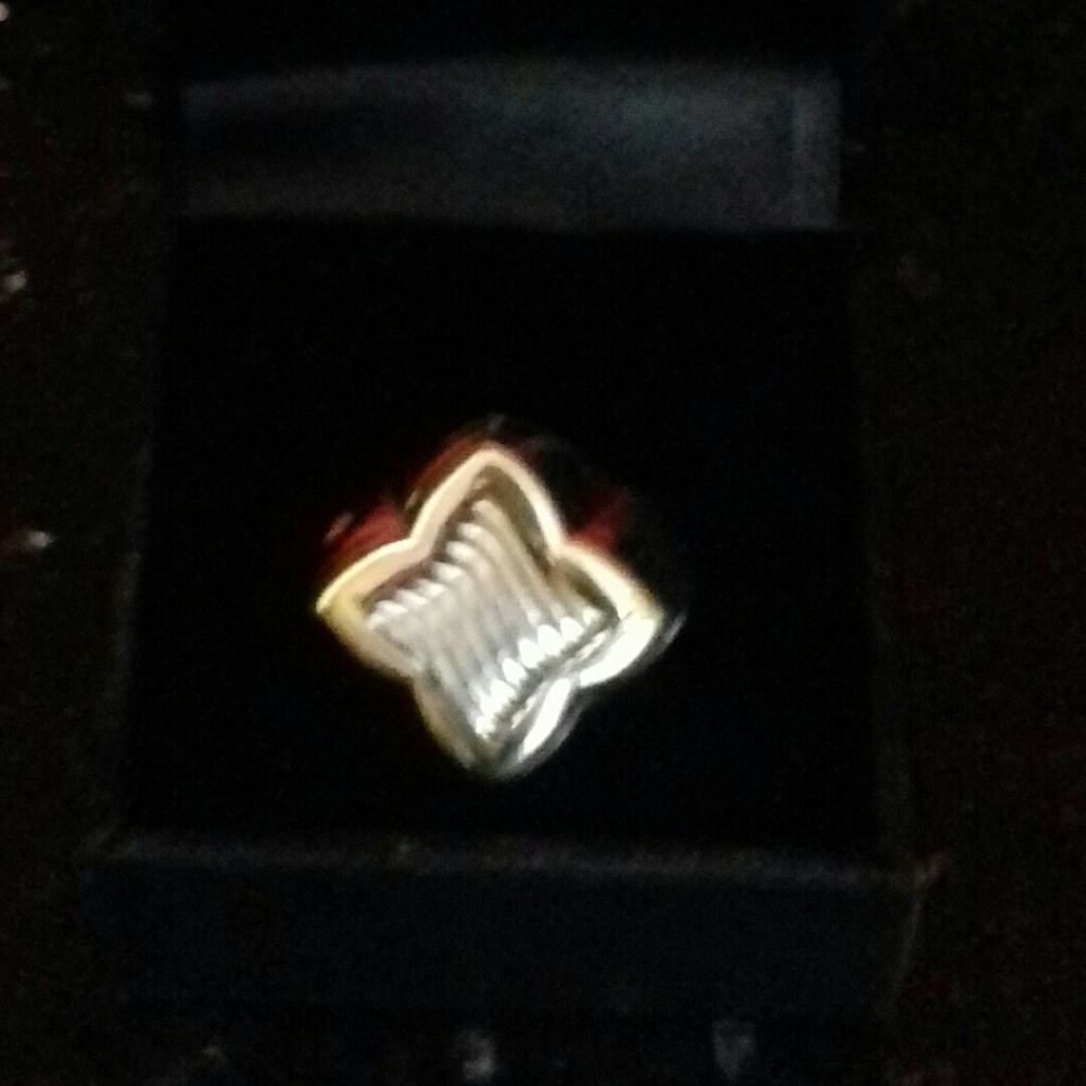 Ring - Picture 2 of 3